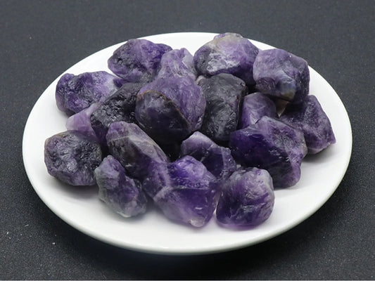 Stimulate Higher Consciousness: Elevate the Mind with Deep Amethyst Crystal (2-3cm)