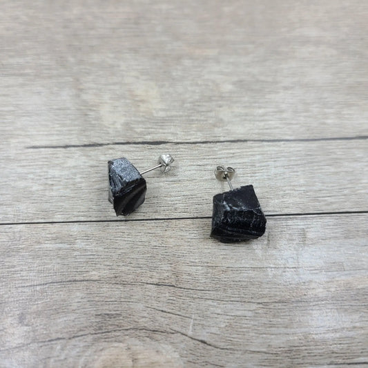 Grounded Presence: Handcrafted Obsidian Crystal Earrings for Balance and Stability