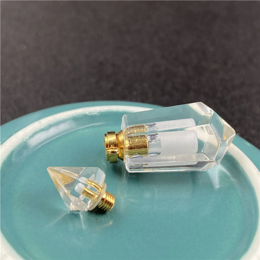 Transcendent Aroma: Natural Clear Quartz Perfume Bottle (4-Inch)