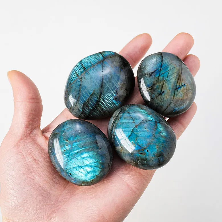 Magical Wind: Labradorite Polished Crystal Stone for Protection and Spiritual Awakening (5-6cm)