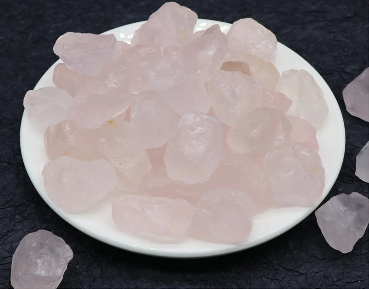 Awaken the Heart Chakra: Safeguarding Your Energy with Raw Rose Quartz Crystal (2-3cm)